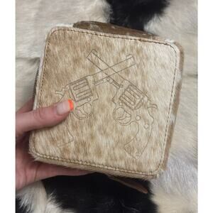 Southwest Tooled Leather Brown Cow Hide Jewelry Box Ring Travel Case Crossed Gun